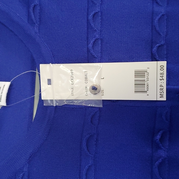 Top - Picture 4 of 5